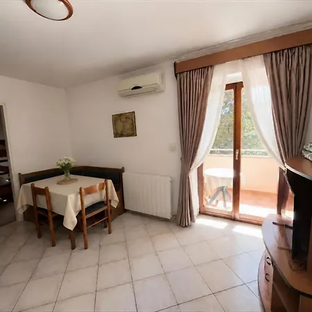 Plavo Apartment
