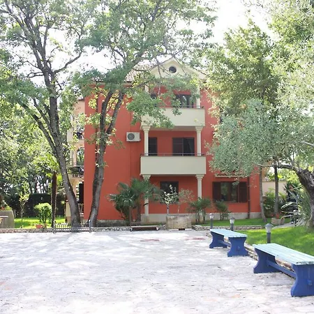 Apartment Plavo *