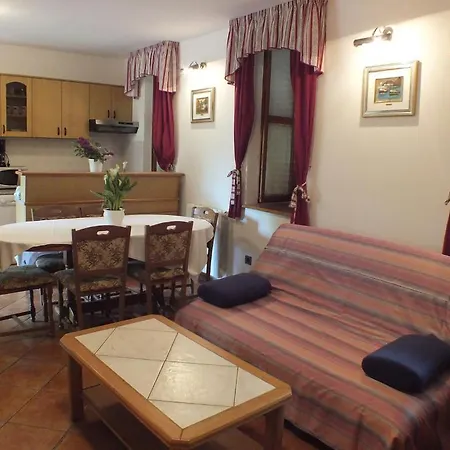 Plavo Apartment