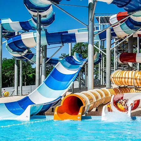 Plavo Novigrad Istria